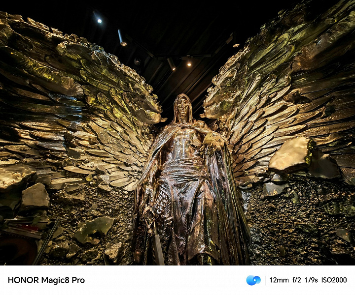 Как снимает &laquo;Бог ночи&raquo;: опубликованы примеры работы перископической телефотокамеры Honor Magic 8 Pro